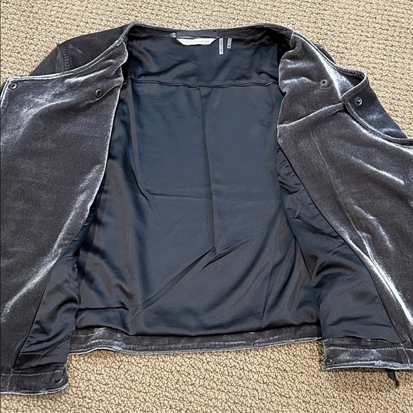 Soft Surroundings Velvet Moto Style Asymmetrical Zip Up Jacket XL Gray Taupe - Picture 9 of 16